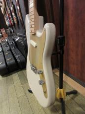 Fender 1956 Musicmaster Desart Sand_3