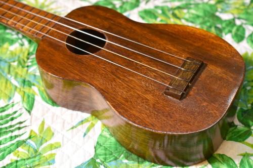 Kamaka SOPRANO STD 【ブルー・パイナップル・デカール 1930頃】