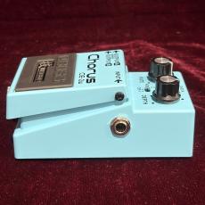 BOSS CE-2W_7