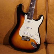 Fender FSR MIJ Traditional 60s Stratocaster, Rosewood fingerboard, 3-Color Sunburst 2021