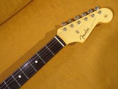 Fender FSR MIJ Traditional 60s Stratocaster, Rosewood fingerboard, 3-Color Sunburst 2021_7