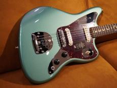 Fender American Professional Classic Jaguar, Rosewood Fingerboard, Faded Sherwood Green Metallic_2