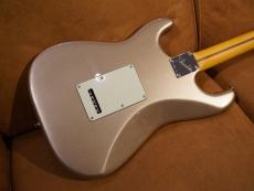 Fender American Professional Classic Stratocaster, Maple Fingerboard, Faded Firemist Gold_6