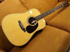Martin D-28 STANDARD_7