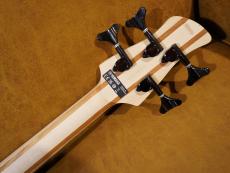 YAMAHA TRBX604FM NS_9