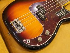 Fender American Professional II Precision Bass, Rosewood Fingerboard, 3-Color Sunburst_3