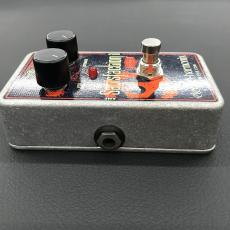 Electro-Harmonix Satisfaction Fuzz_4