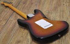 Fender American Vintage stratocaster_13