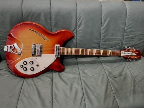 Rickenbacker 360-12