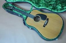 Cat's Eyes CE-1200M / Limited Product Model・D-18 Vintage Style・Solid Spruce Top・Solid Mahogany Side and Back・Flower pot Head Inlay・Original Peg・Ebony Fingerboard・Under finish Pick guard【With Martin Old Replica H