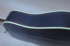 Cat's Eyes CE-1200 / Cat’s Eye and C.F Martin Double Inner Stamp・Torch Inlay・U.S.A Grover Peg・Solid Spruce Top・Solid Rosewood Side and Back・ Herringbone Binding・Under Snow flakes Inlay・Finish Pick guard 【With Or_4