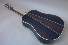 Cat's Eyes CE-1200 / Cat’s Eye and C.F Martin Double Inner Stamp・Torch Inlay・U.S.A Grover Peg・Solid Spruce Top・Solid Rosewood Side and Back・ Herringbone Binding・Under Snow flakes Inlay・Finish Pick guard 【With Or_6