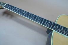Cat's Eyes CE-2500 / Torch Inlay・U.S.A Grover 102G Peg・Solid Ezo Spruce Top・Solid Jacaranda Side and Back・ Snowflakes Cat’s Eye Inlay・D-45 Style Abalone Trim and Rosette・Under Finish Pick guard 【With Original Bl_9
