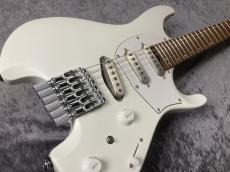 Ibanez ICHI10 「VWM : Vintage White Matte」_3