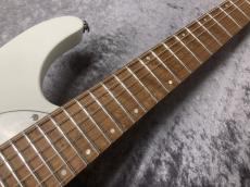 Ibanez ICHI10 「VWM : Vintage White Matte」_5