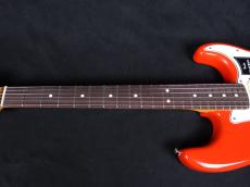 Fender Player II Stratocaster Coral Red_4