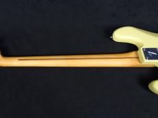 Fender Player II Jazz Bass Hialeah Yellow_8
