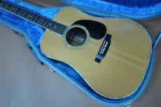 Cat's Eyes CE-2500 / Torch Inlay・U.S.A Grover 102G Peg・Solid Ezo Spruce Top・Solid Jacaranda Side and Back・ Snowflakes Cat’s Eye Inlay・D-45 Style Abalone Trim and Rosette・Under Finish Pick guard 【With Original Bl_2