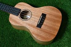 Uma ukulele UK-05SC Concert