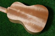 Uma ukulele UK-05SC Concert_2