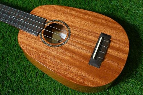 Uma ukulele UK-20SSP NA Soprano Pine