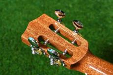 Uma ukulele UK-20SSP NA Soprano Pine_6