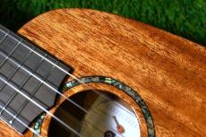 Uma ukulele UK-20SSP NA Soprano Pine_9