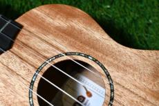 Uma ukulele UK-05SS Soprano_9