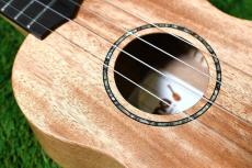 Uma ukulele UK-05SS Soprano_10