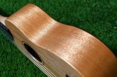 Uma ukulele UK-05SS Soprano_13