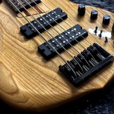 Sire Marcus Miller M5 Ash 5st NT (Natural)【展示チョイキズ特価】【5弦ベース】_4