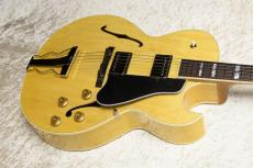 Archtop Tribute AT105D_2