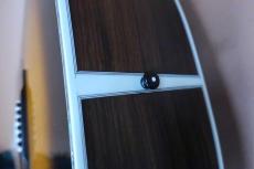 Morris TF-79K TS/ Limited Model・Solid Spruce Top・Solid Rosewood Side and Back・Vertical Logo・Abalone Hexagons Fingerboard Inlay・Body Abalone Trim and Rosette・Ebony Fingerboard and Bridge・Original Black Pick g_15