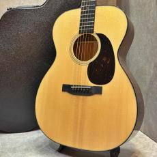 Martin 【試奏動画あり】000-18 Standard #3025496【クリアな響き・整った柾目スプルース】【当店限定特典付き】【送料当店負担】【池袋店在庫品】