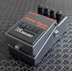 BOSS MT-2W Metal Zone_2