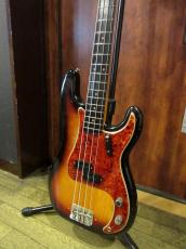 Fender 1964 Precision Bass Sunburst_2