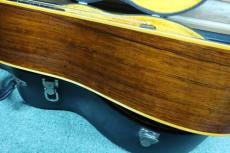 Martin D-28 / Old Decal Logo・Original P.A.T Grover Peg・Solid pruce Top・Solid Jacaranda Side and Back・Ebony Fingerboard & Bridge・Tortoise Original Pick-guard【With Hard Case】1966年製_3