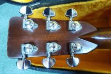 Martin D-28 / Old Decal Logo・Original P.A.T Grover Peg・Solid pruce Top・Solid Jacaranda Side and Back・Ebony Fingerboard & Bridge・Tortoise Original Pick-guard【With Hard Case】1966年製_14