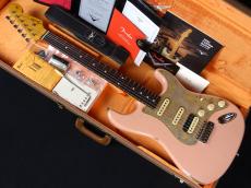 Fender Custom Shop Limited Edition Tyler Bryant "Pinky" Stratocaster Relic Aged Shell Pink 2023_2