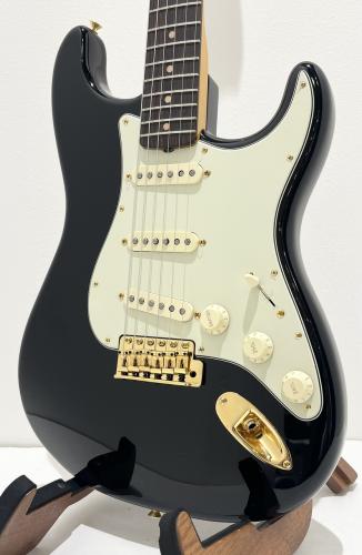 Fender Limited Edition American Vintage II 1961 Stratocaster Gold Hardwear / Black【限定モデル】