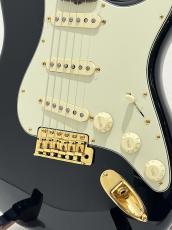 Fender Limited Edition American Vintage II 1961 Stratocaster Gold Hardwear / Black【限定モデル】_3