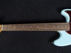 Squier Classic Vibe '60s Mustang Sonic Blue_4