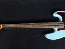 Squier Classic Vibe '60s Jazz Bass Daphne Blue_4