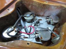 Gibson 1982 Heritage Series Les Paul Standard 80 "Gold Top"_9