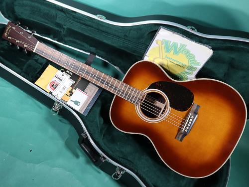 Martin 000-28 STANDARD AMBERTONE