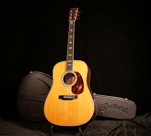 Martin D-45【人気の旧スペックの極上品が入荷です。凄まじい倍音!憧れを今、手にしませんか?】ぜひ解説試奏動画ご覧下さい。