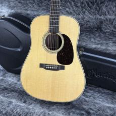 Martin D-28 Standard