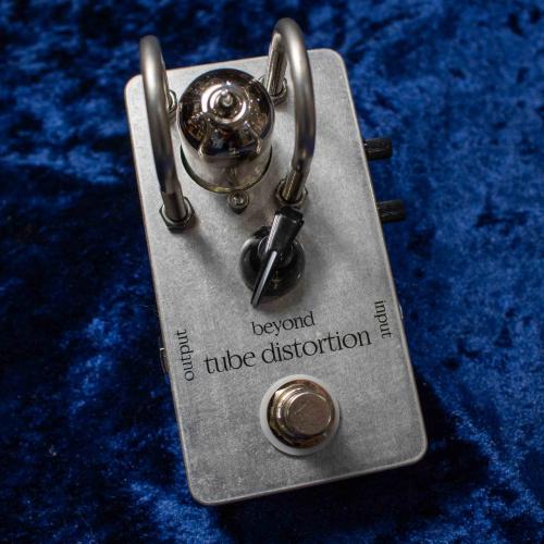 Beyond Tube Distortion【在庫あり】