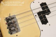Fender 1981 Precision Bass_6