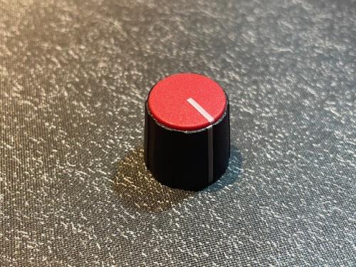dbx 160 レキシコン12mm Red Knob Cap w/Line - for Lexicon PCM41